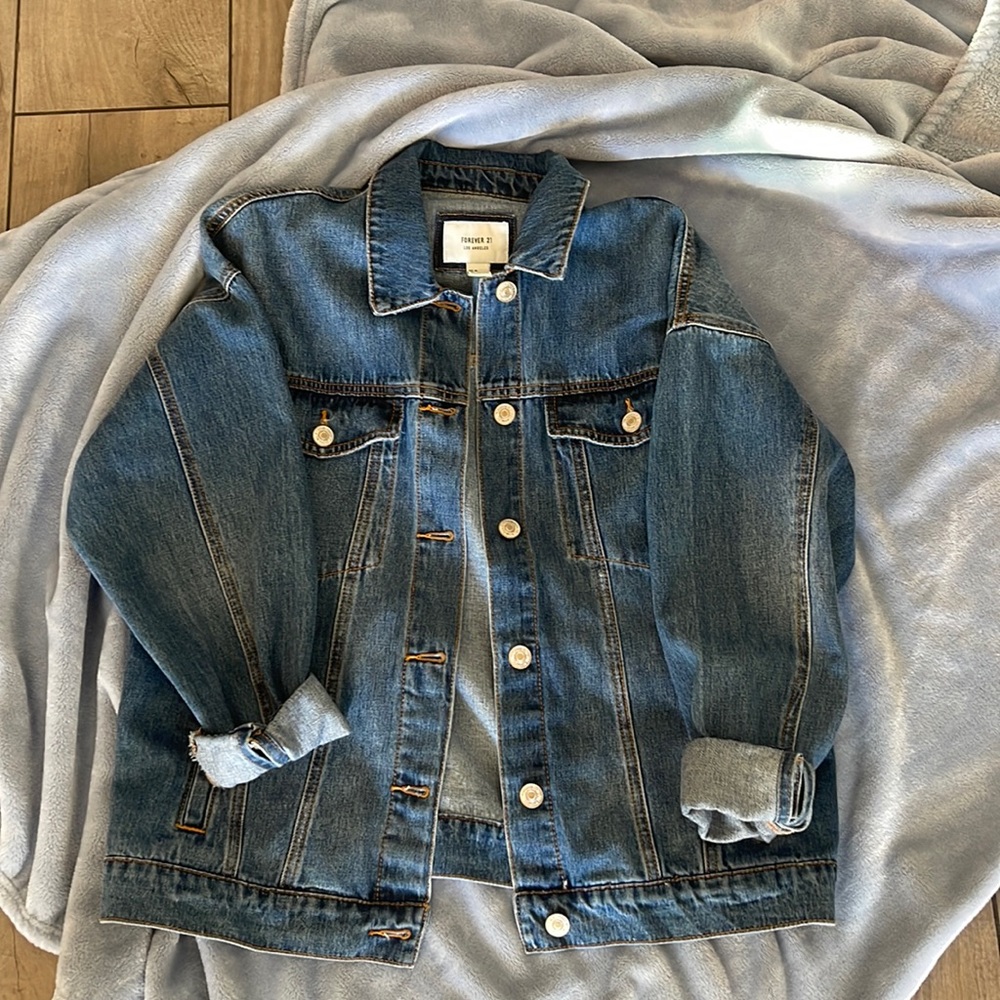 Forever 21 Jean jacket medium - Picture 1 of 3